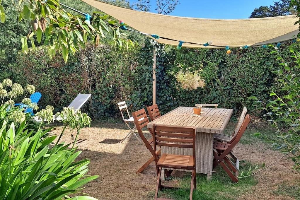 Logement Avec Jardin De Bord Mer Port Navalo Arzon Esterno foto